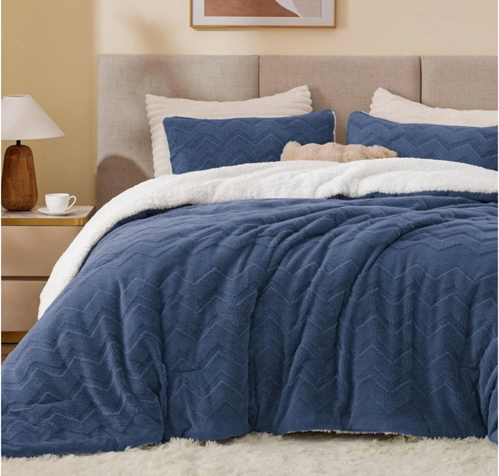 BEDELITE Fluffy Queen Comforter Set - Super Soft Sherpa Navy Comforter *NEW*